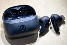 【JBL完全ワイヤレスイヤホンを4名様にプレゼント】大学生が気になる〇〇試してみた！～JBL Tune Beam 2／ブラック～